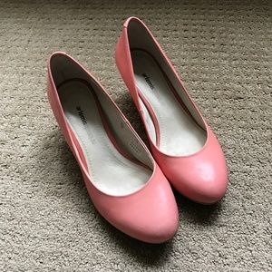Vintage style Pink heels leather pumps